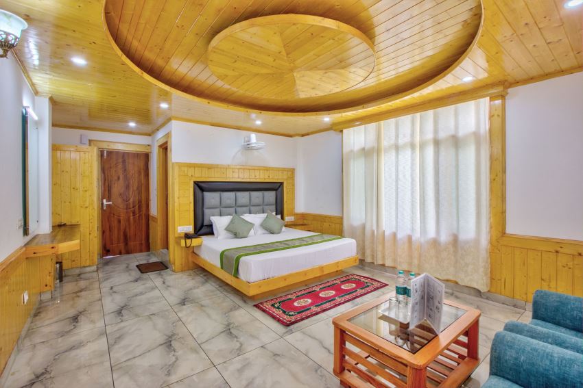 Honeymoon Suite